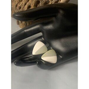 Vintage 80s Geometric Triangle Earrings Grey White